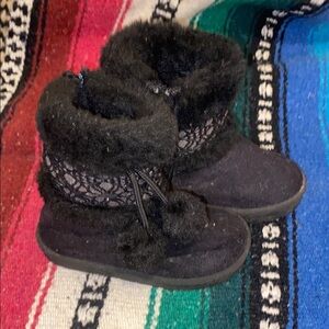 Cozy Black Kids' Winter Boots